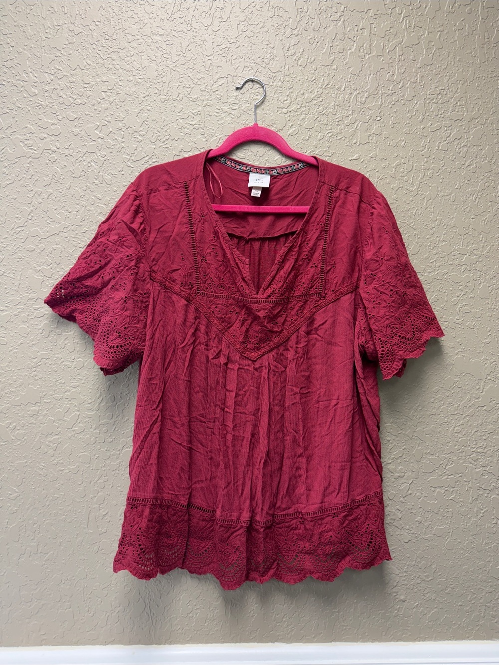 Knox Rose 3X Raspberry Crochet-Trim V-Neck Blouse